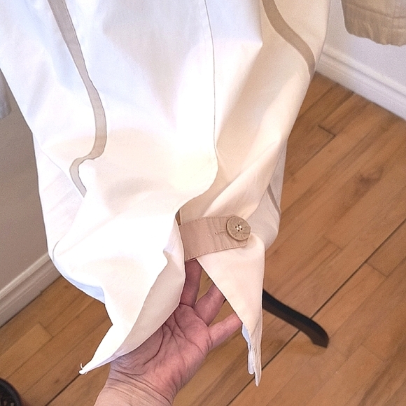 Novelti Elegant Cream Trench Coat, With A Belt. Size Large. Great Condition. - Picture 6 of 9